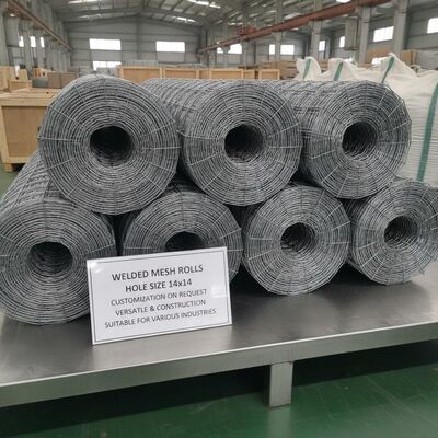 Hole Size 14 by 14 Welded Mesh Rolls Customization On Request Versatile and Construction Suitable for Various Industries