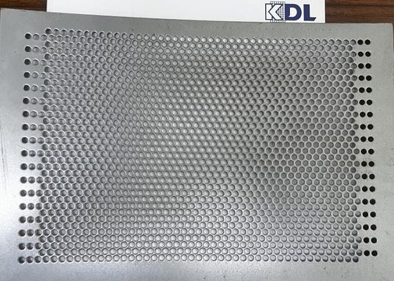 กลมหลุมเหล็กไร้สแตนเลส เปอร์เฟอเรต Mesh Sheet ด้วย PVC ผิวเคลือบ