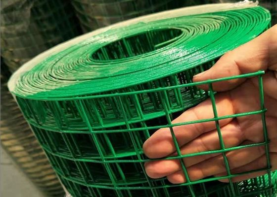 Anti Rust สีเขียว สีดํา สีฟ้า สายไหม welded สําหรับสวน / สนามการแข่งขัน