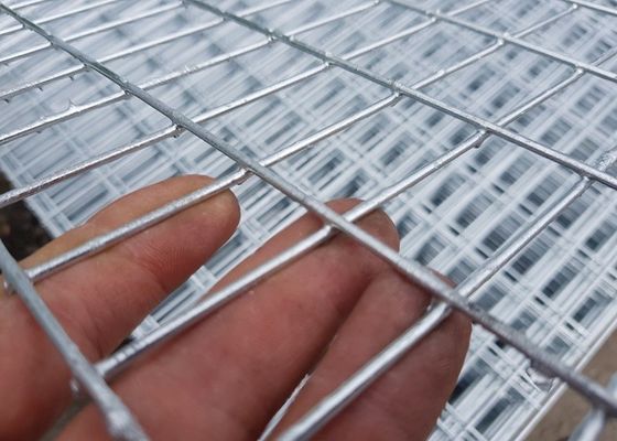 1/4 นิ้ว Mesh Hot Dip กระปุกเหล็กอ่อน Wire Mesh Screen สําหรับการก่อสร้าง