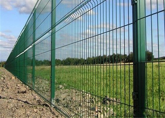 แอนติร็อสต์ สแตนเลสคาร์บอน PVC ผิวเคลือบ สายไหม welded Mesh สําหรับรั้วความปลอดภัย
