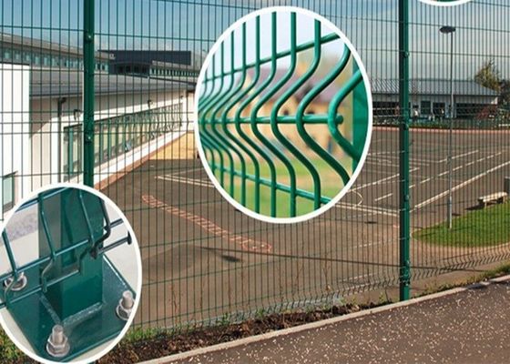 แอนติร็อสต์ สแตนเลสคาร์บอน PVC ผิวเคลือบ สายไหม welded Mesh สําหรับรั้วความปลอดภัย