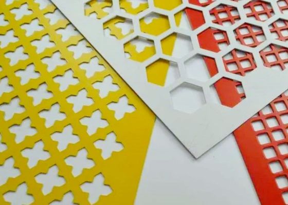 ตาข่ายโลหะเจาะรูพร้อมรูปร่างรูและการตกแต่งพื้นผิวที่กำหนดเอง