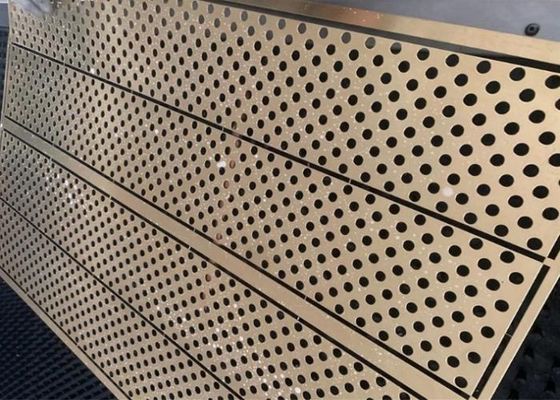 ผนัง Mesh โลหะ perforated ที่กําหนดเองสําหรับการกรองสถาปัตยกรรม